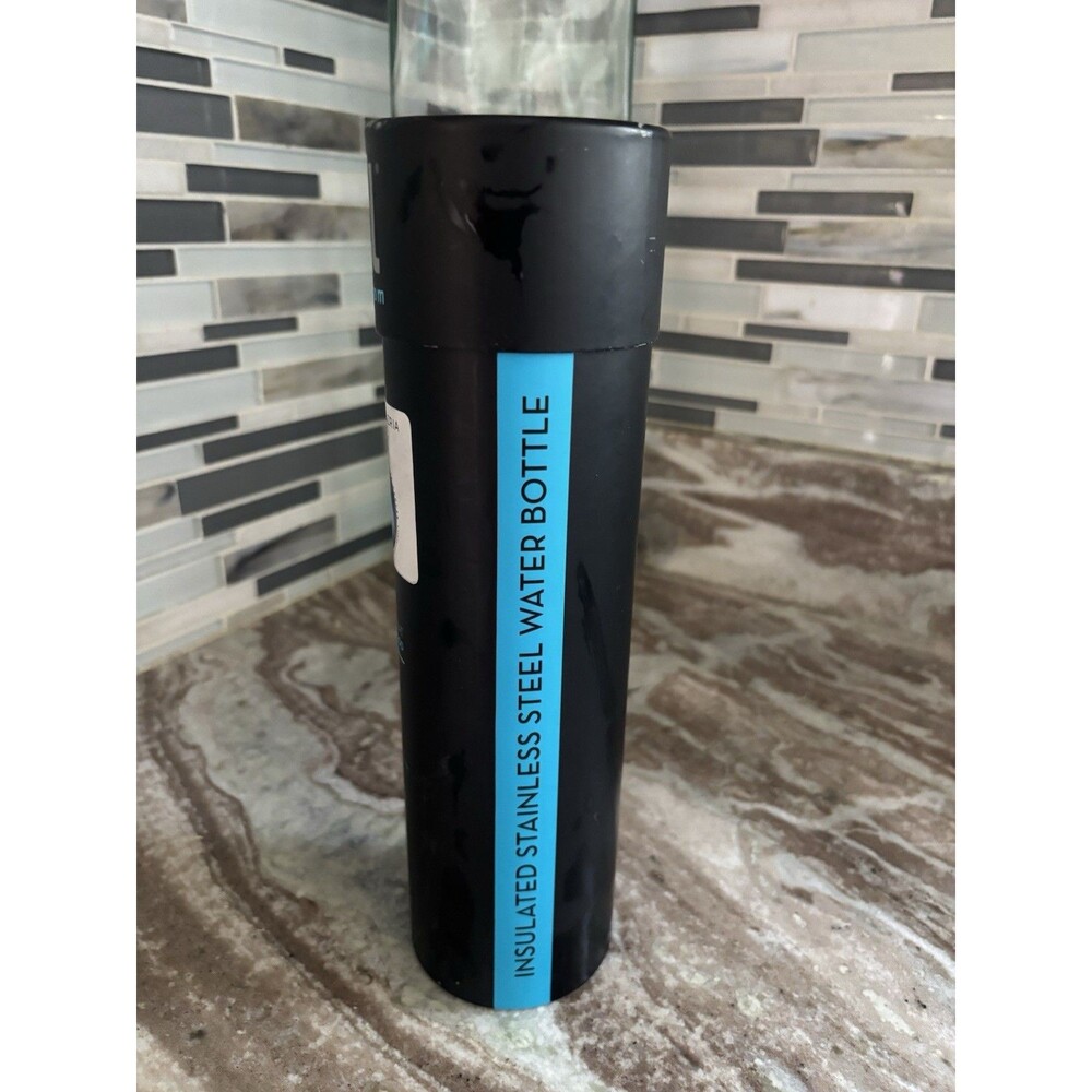 S'well Vacuum Insulated Stainless Steel Water Bottle 17oz / 500ml - Picture 5 of 7